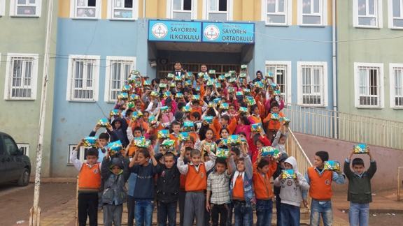 Gaziantep Akbank Yetkilileri Sayören İlkokulu Öğrencilerine Seminer Verdi