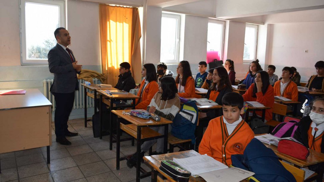 Müdürümüz Mehmet DEMİREL'den Yamazaki Ortaokulu ve Ş. Mehmet Yağmur AİH Lisesine Ziyaret
